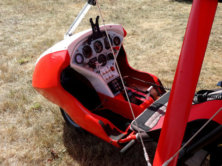 Motor hang gliding