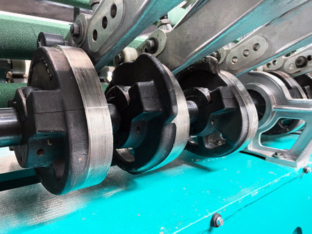 Knitting machine mechanism