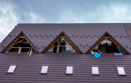 Roof with attic under construction