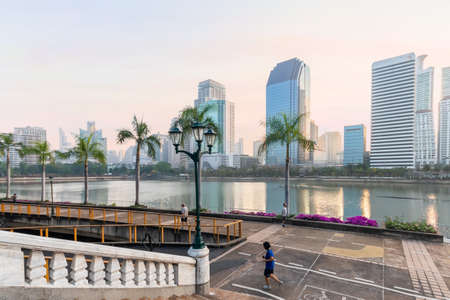 People Running in the Evenings at Benjakiti Park, Central of Bangkokのeditorial素材