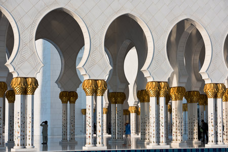 Beautiful gallery of famous Sheikh Zayed White Mosque in Abu Dhabi, UAEのeditorial素材