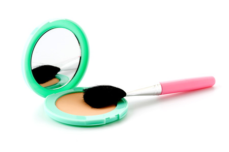 puff powder and brush isolated on white backgroundの写真素材