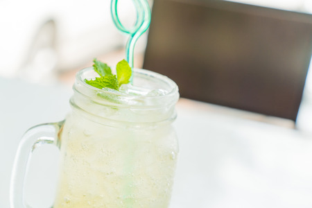 iced honey lemon soda on tableの写真素材