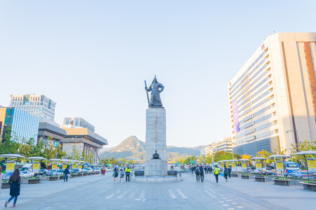 Soldier statue in seoul city Koreaのeditorial素材