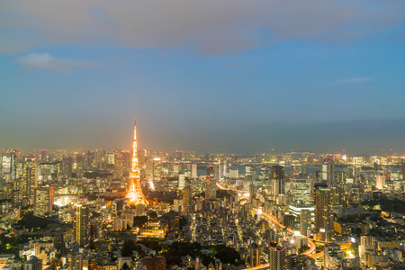 Tokyo city skyline with Tokyo Tower, Tokyo Japanのeditorial素材