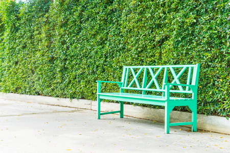 empty bench in the parkの写真素材