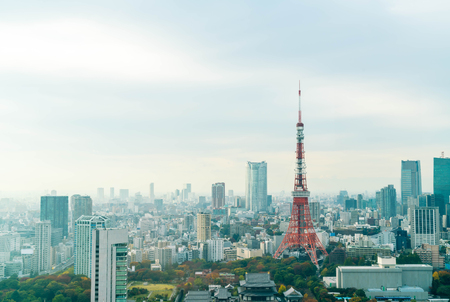 Tokyo city skyline at dusk, Tokyo Japanのeditorial素材