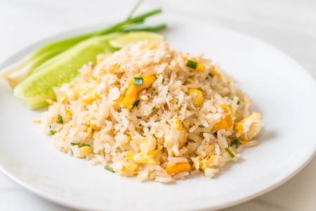 Fried rice with Crab on plateの写真素材