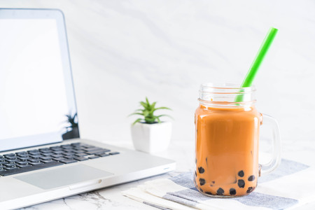 iced thai milk tea with bubbleの写真素材