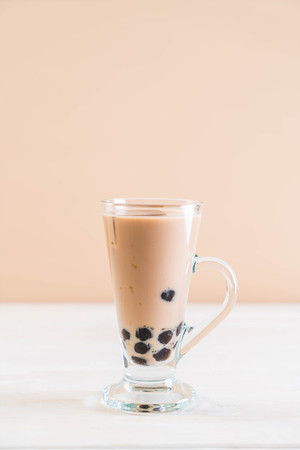 iced milk tea with bubbleの写真素材