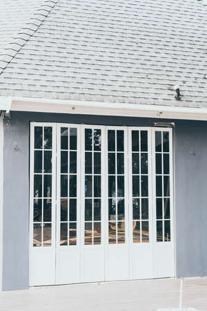 vintage white door - vintage effect filter