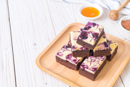 blueberry cheese brownies cake on plateの写真素材