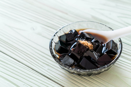 black grass jelly in bowlの写真素材