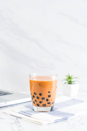 iced thai milk tea with bubbleの写真素材