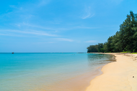 Beautiful tropical beach and sea in paradise island - Holiday Vacation concept