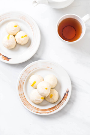 Chinese pastry cake on plateの写真素材