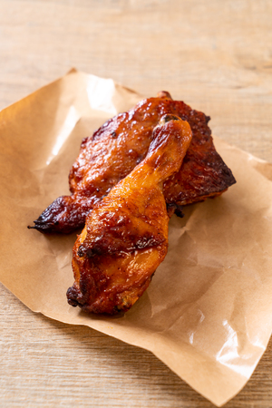 grilled and barbecue chicken on tableの写真素材