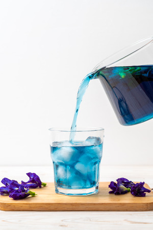 butterfly pea juice - Healthy Drinkの写真素材