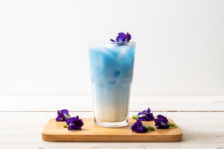 butterfly pea juice with milk - Healthy Drinkの写真素材