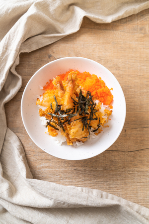 shrimps tempura rice bowl with shrimp egg and seaweed - japanese food styleの写真素材