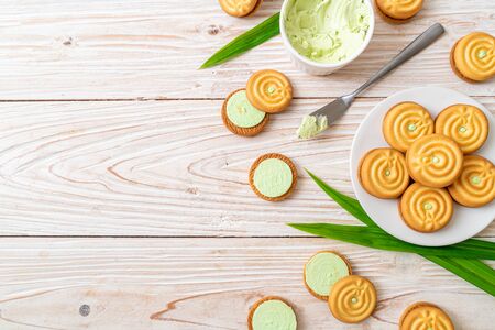 cookies with pandan and milk creamの写真素材