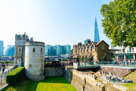 LONDON, UNITED KINGDOM - AUG 27, 2019: The Tower of London, officially Her Majesty's Royal Palace and Fortress of the Tower of London, is a historic castle located on the River Thamesのeditorial素材