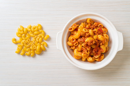 macaroni with tomatoes sauce and mince pork, american chop suey, american goulashの写真素材