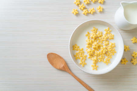 whole grain cereals with fresh milk for breakfast