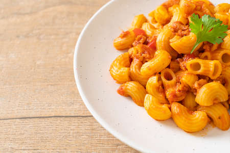 macaroni with tomatoes sauce and mince pork, american chop suey, american goulashの写真素材