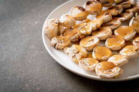 Grills Sliced Banana with Caramel Sauceの写真素材