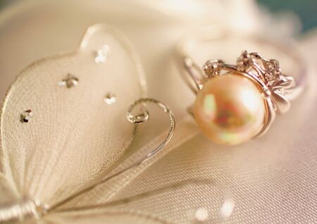 Close-up of a pearl on a Christmas decorationの写真素材