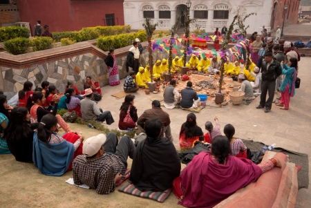 KATHMANDU,NEPAL - MARCH 15  Ceremony of people becomes to be novice Hindu monk, when the people died in Pashupatinath temple on March 15, 2012 in Kathmandu,Nepal  のeditorial素材