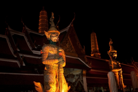 Night scene of statue giant story Ramayana at Wat Phra Kaew in Bangkok, Thailand 20 の写真素材
