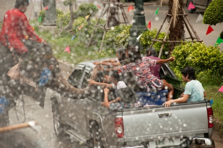 Elephant splashing water in Songkran festival のeditorial素材