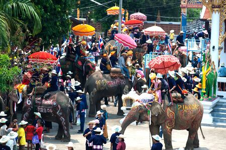 Si Satchanalai Elephant Back Ordination Procession.のeditorial素材