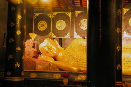 Reclining Buddha of Wat Chedi Luang  Temple of the Big Stupa is an impressive ruined temple in the center of Chiang Mai, Northern Thailand, dating from the 14th and 15th centuries.の写真素材