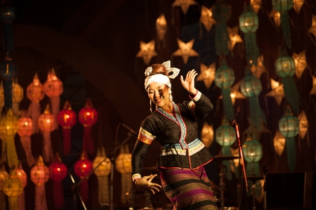BANGKOK THAILAND - JANUARY 27 , 2017 : Unidentified dancer Nail-covered dance is Northern traditional Thai dancing in Participants take part in the celebration of Thailand tourism Festival at Lumpiniのeditorial素材