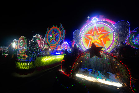 SAKON NAKHON,THAILAND - DEC 25,2018 : The celebrating Christmas with the dazzling star parade on more than 200 cars together with a Santa Claus and angels parade of Christmas Star Festival.のeditorial素材