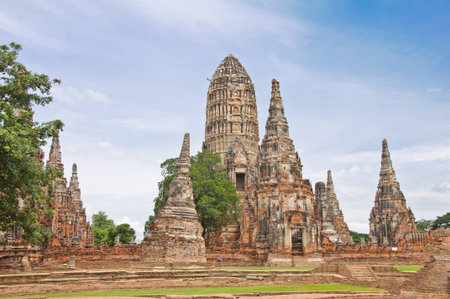 Ancient pagoda in ruined old temple at Chai Wat Tha Na Ram temple, Ayutthaya, Thailand の写真素材