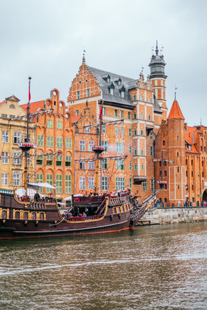 Gdansk, Poland - July 5, 2019: beautiful view of Motlawa river and old town of Gdansk.のeditorial素材