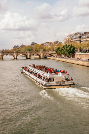 Paris, France - April 8, 2019: view on the Seine river and Pont Neuf in Paris.のeditorial素材