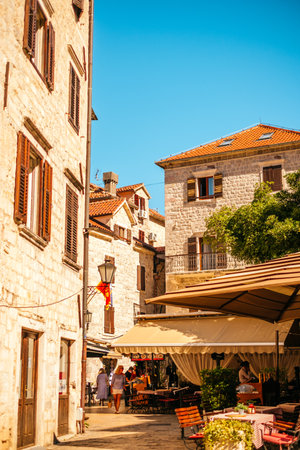 Kotor, Montenegro - September 2, 2021: the view of beautiful medieval house of Kotor old town.のeditorial素材