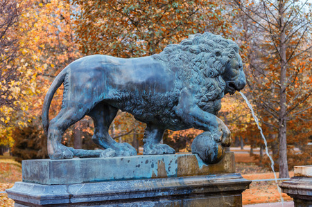 PETERHOF, RUSSIA - OCTOBER 16:  Elements of the Lion cascade   in Peterhof, Russia, October 16, 2016 in Peterhof, Russia. Former residence of the Russian monarchs.のeditorial素材