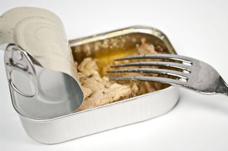 Can with tuna and a fork
