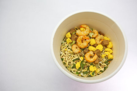 CUP NOODLES 