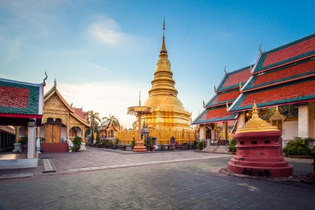 Wat phra that hariphunchai の写真素材