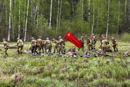 Reconstruction of the battle of the second world war between the Russians and the Germans in Rzhevsky forest Park in St  Petersburg May 13, 2013のeditorial素材