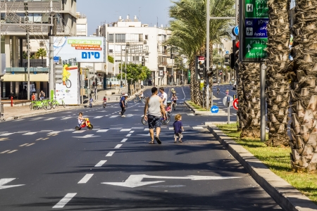 The streets of Tel Aviv during the holiday Yom Kippur, September 26, 2012のeditorial素材