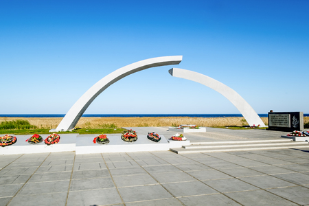 May 15, 2016. Saint-Petersburg. View of the memorial to the siege of Leningrad "the Broken ring" on the Road of life on Ladoga lake. Russiaのeditorial素材