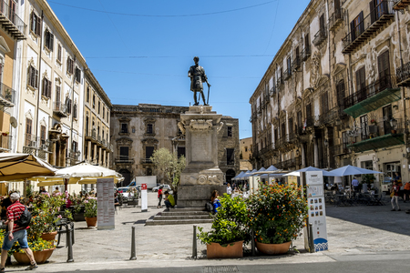 Palermo.Italy.May 26, 2017.A view of the Piazza Bologni at Palermo . Sicilyのeditorial素材